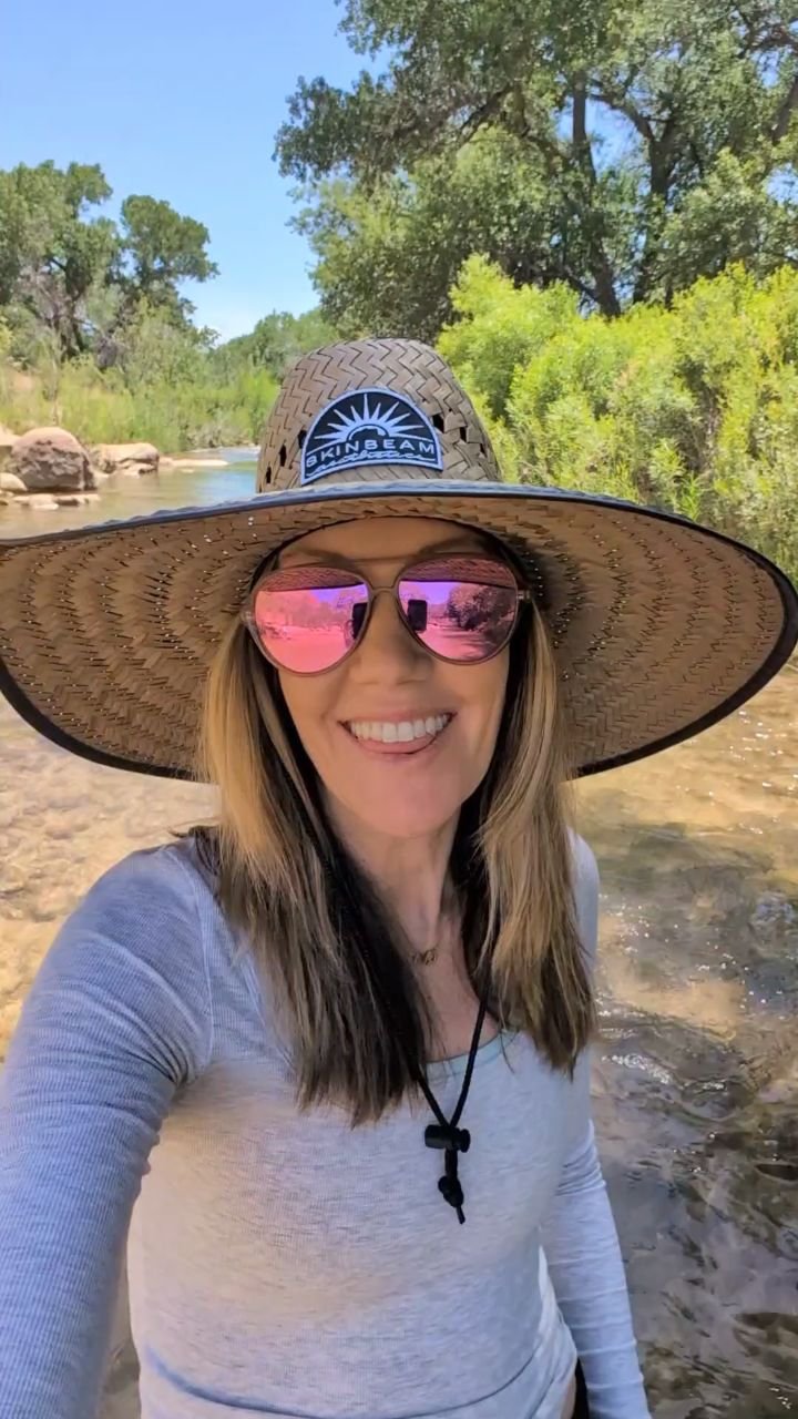 Jaine enjoying the outdoors in her Skinbeam sunhat